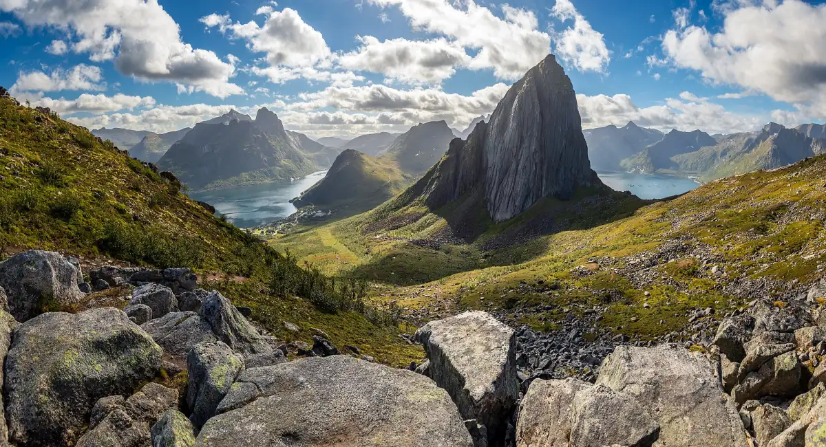 Fjelltoppen Segla på Senja